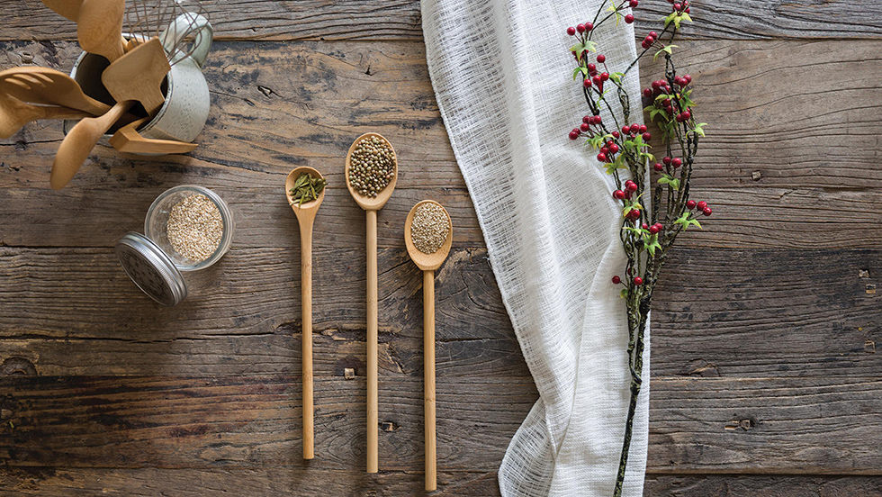 ÅTER I LAGER. Köksredskap i bambu